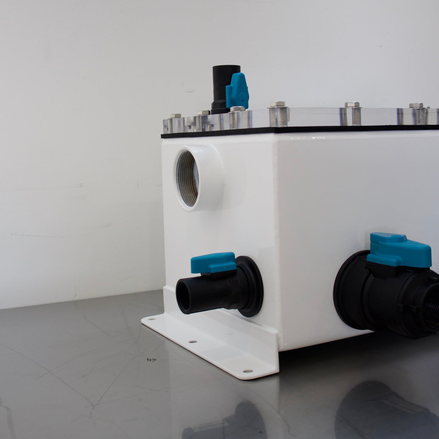 Standard 2-Pump Sea Chest