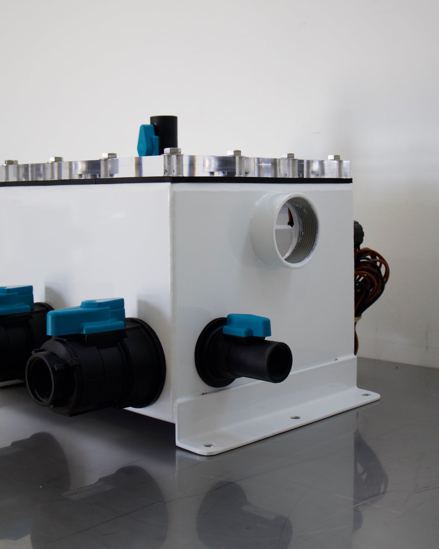 Standard 2-Pump Sea Chest